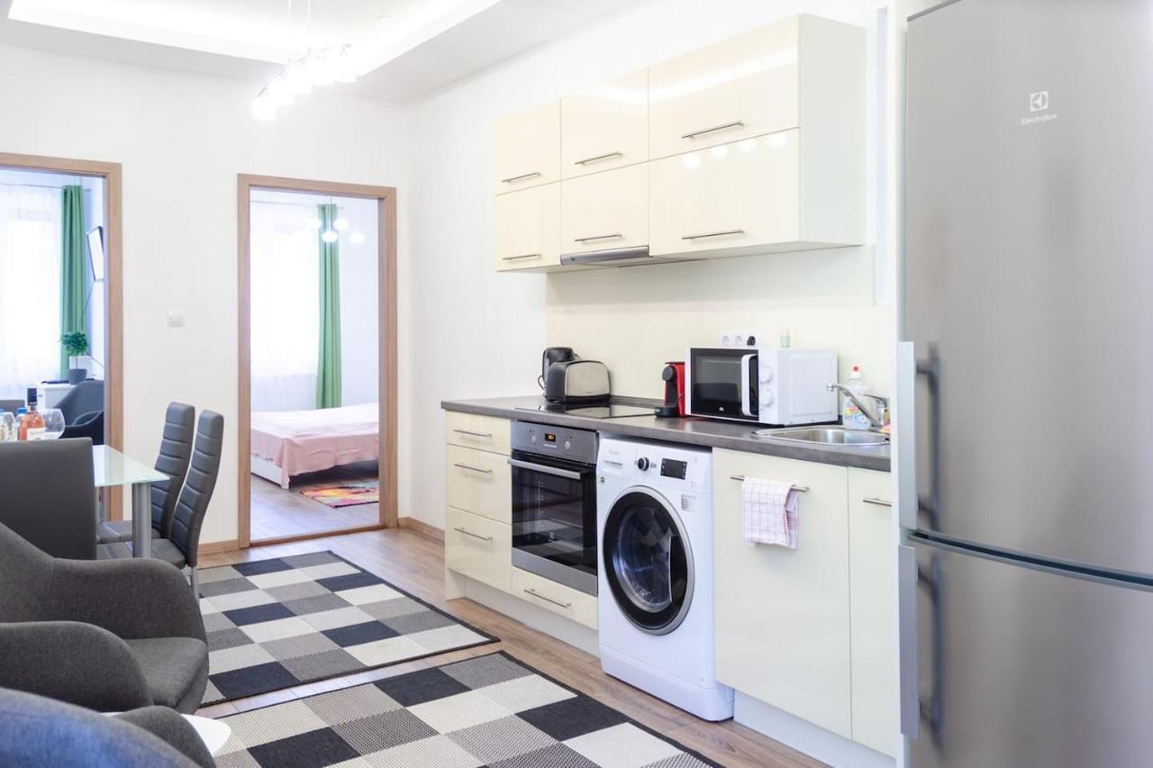 3 En Suit Bedroom Flat In The Main Centre For 6Ppl, 3Bdr,3Bthr,Ac Budapest Esterno foto